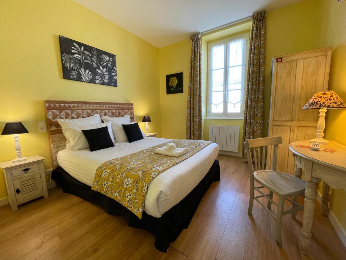 Hotel Le Peu Breton Сент-Марі-де-Ре Номер фото